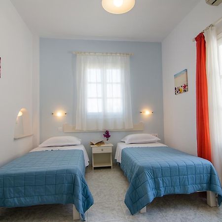 Athena Rooms Chora Exterior foto