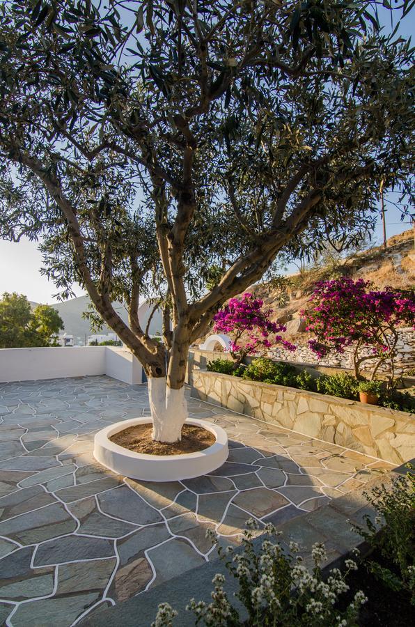 Athena Rooms Chora Exterior foto